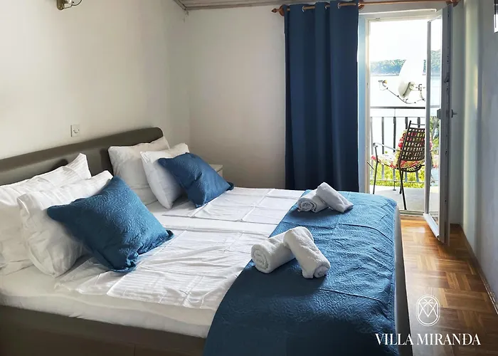 Apartments Vila Miranda On The Beach